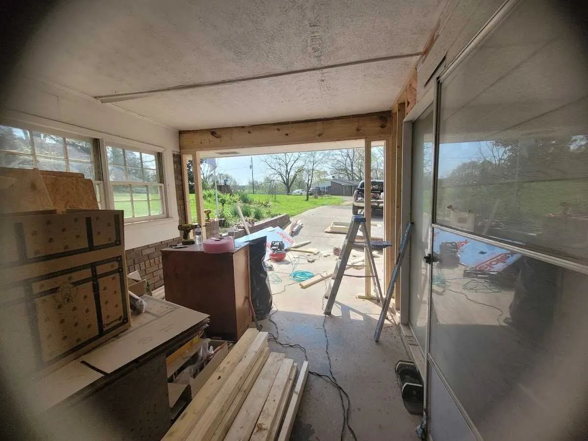 Air movers and dehumidifier for Water Mitigation Services in Midlothian